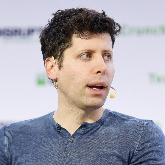 Maestro de la Inteligencia Artificial Sam Altman Renace en OpenAI